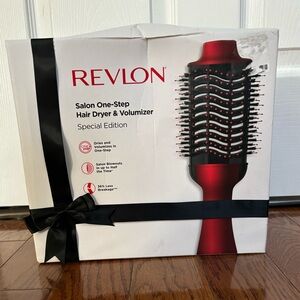 Brand New- Revlon One Step Hair Dryer and Volumizer